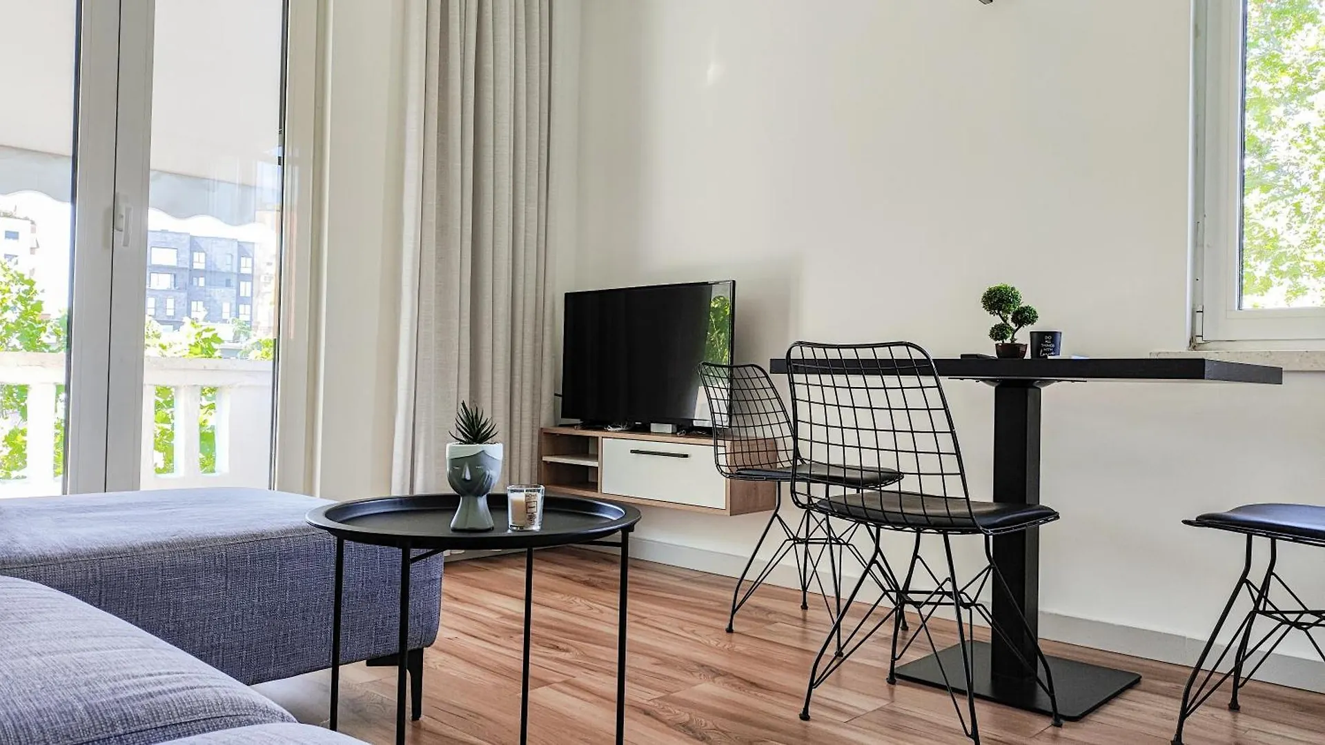 Urban Glow Tirana Apartment